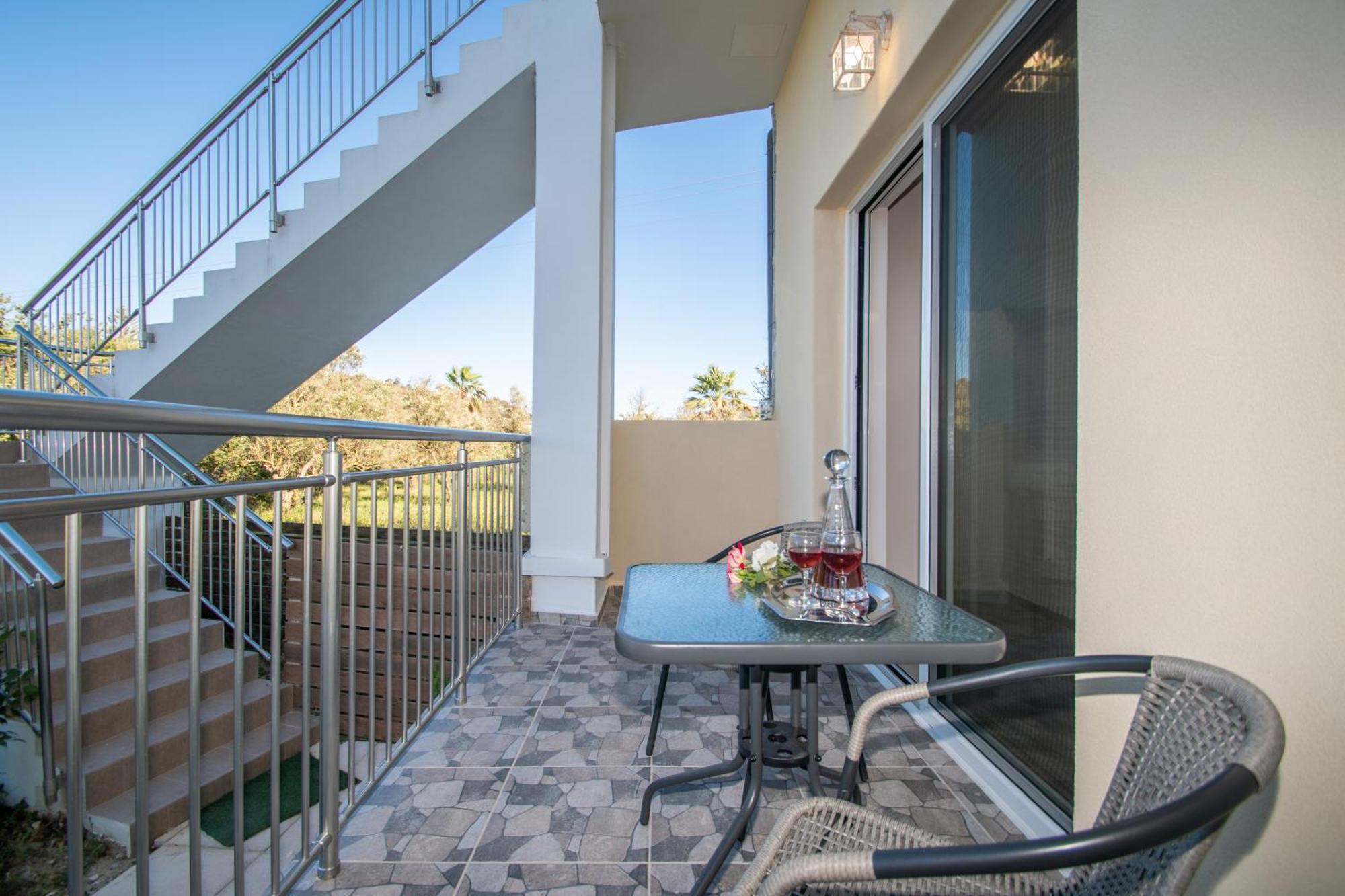Katsaros Luxury Apts II 5 Min Walk To Beach Tsilivi  Luaran gambar
