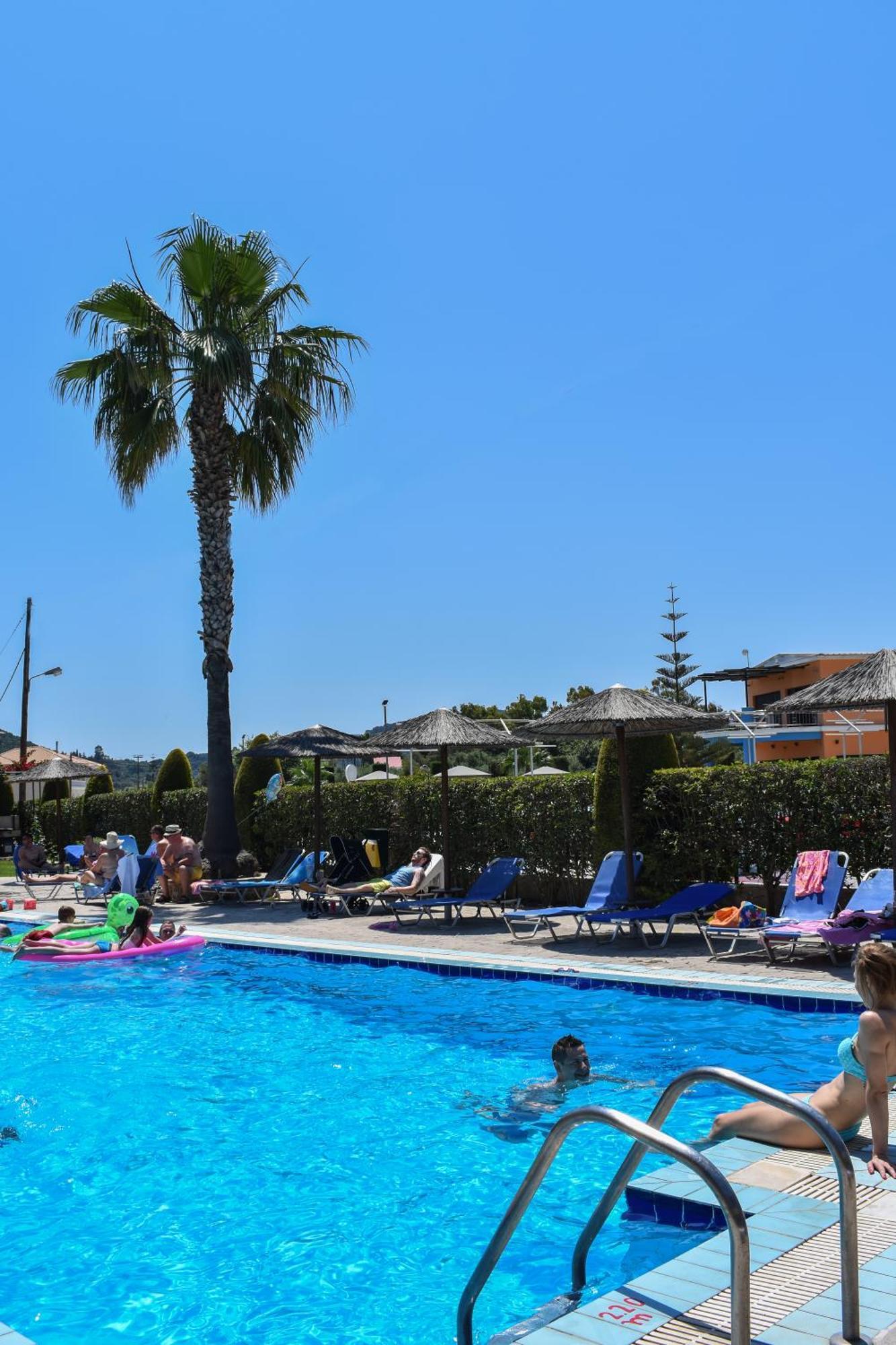 Katsaros Luxury Apts II 5 Min Walk To Beach Tsilivi  Luaran gambar